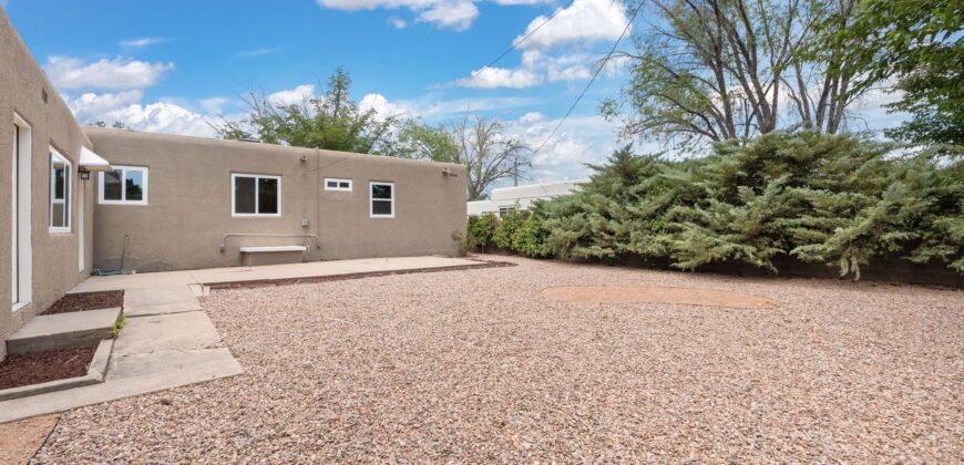 408 Montclaire Dr SE, Albuquerque, NM  87108