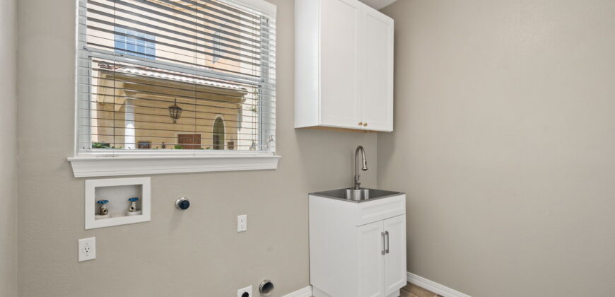 6608 Lockhaven Lane NE, Albuquerque, NM  87111