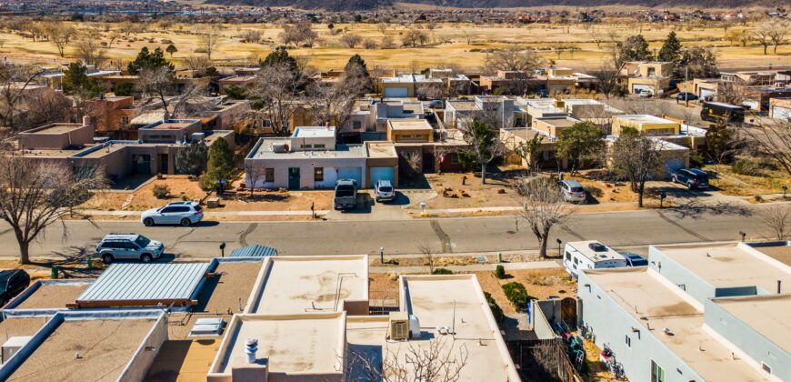 3000 Sol de Vida NW, Albuquerque, NM  87120