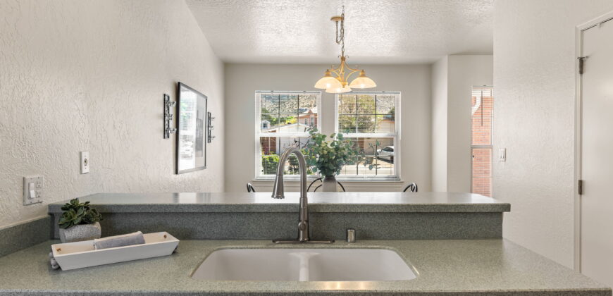 5019 Calle de Carino NE, Albuquerque, NM  87111