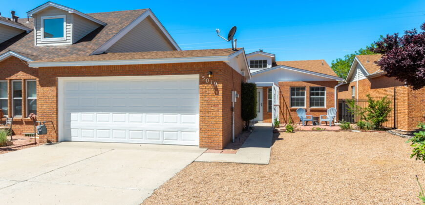 5019 Calle de Carino NE, Albuquerque, NM  87111