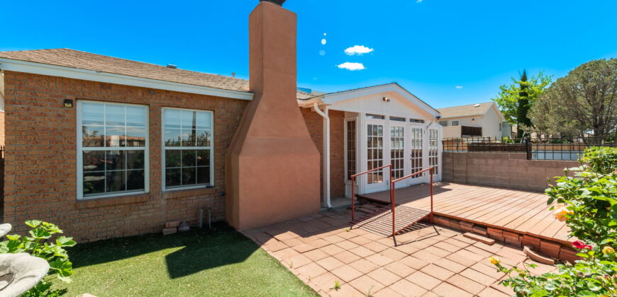 5019 Calle de Carino NE, Albuquerque, NM  87111