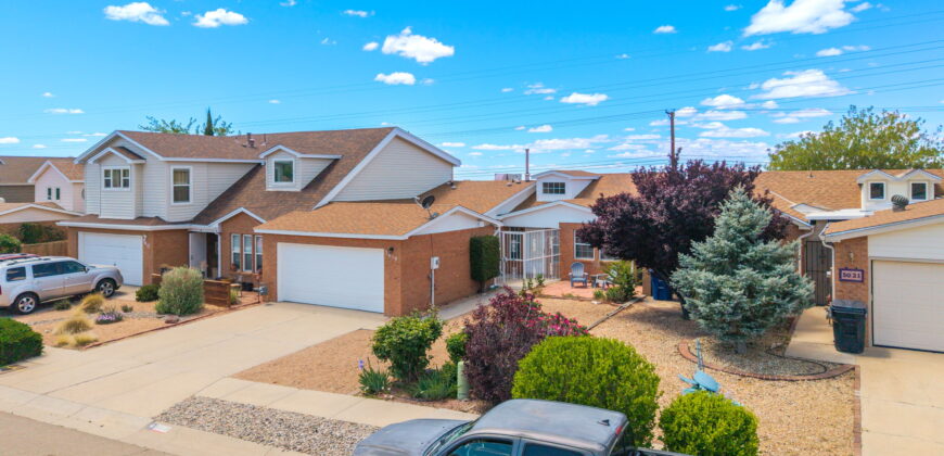 5019 Calle de Carino NE, Albuquerque, NM  87111