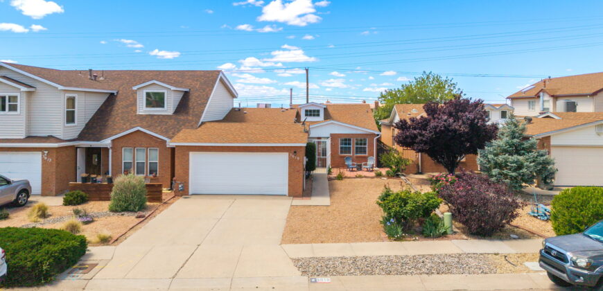 5019 Calle de Carino NE, Albuquerque, NM  87111