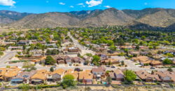 5019 Calle de Carino NE, Albuquerque, NM  87111