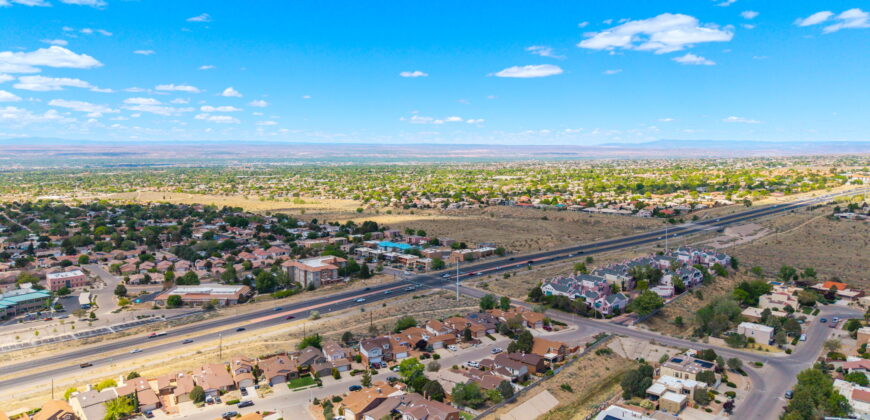 5019 Calle de Carino NE, Albuquerque, NM  87111